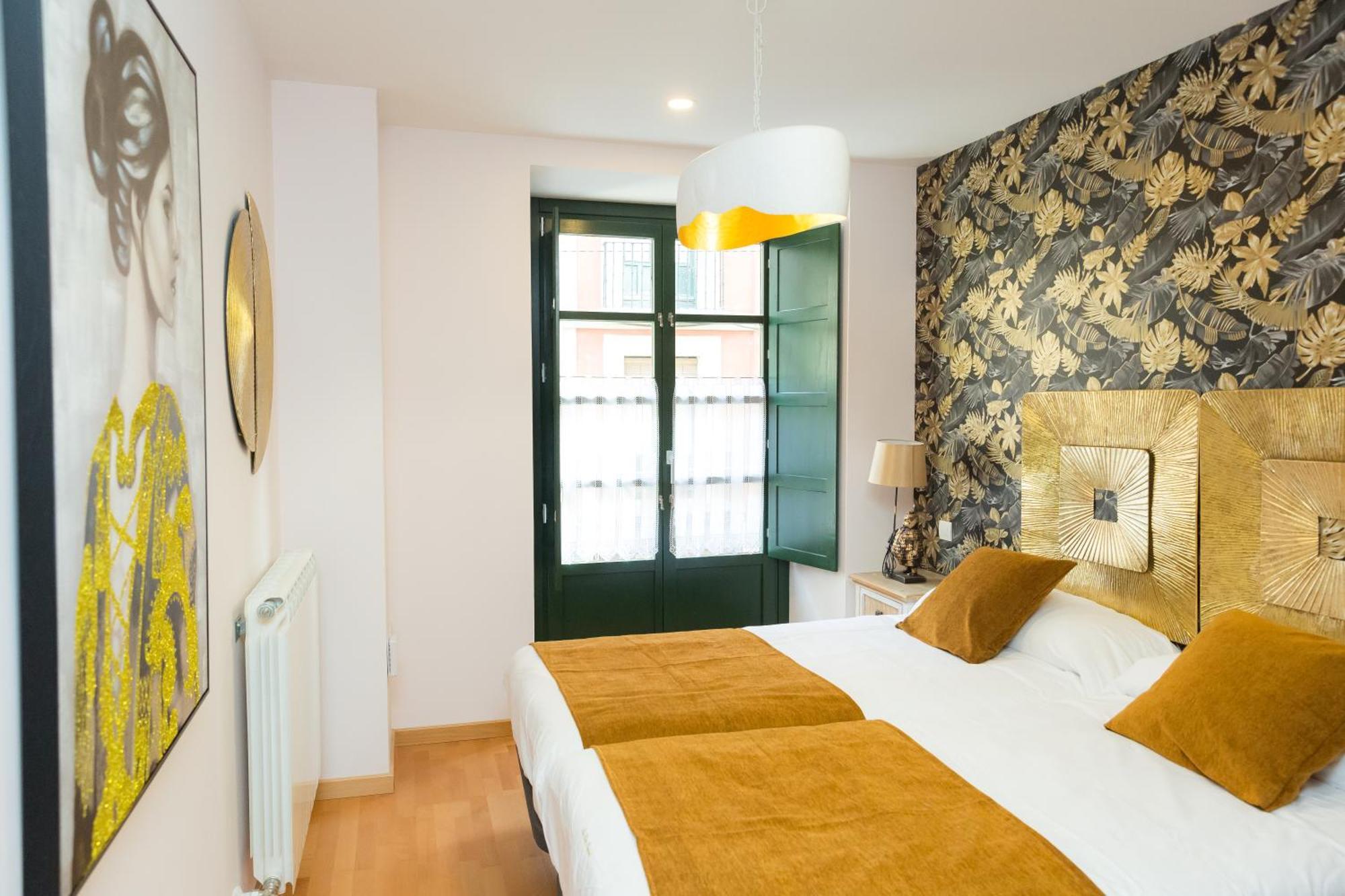 Apartamentos San Pedro Regalado Valladolid Buitenkant foto